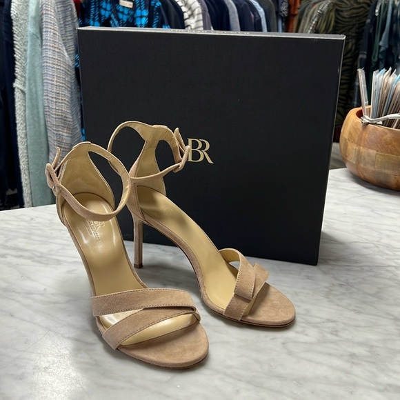 Banana Republic NIB Tan Suede Evening Sandal Size 9 in Natural - Picture 1 of 10